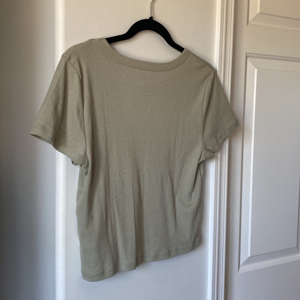 American Eagle The Summer I Turned Pretty Merch - Sage Green “Cousins Beach” Tee - Picture 4 of 5